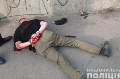 У Києві чоловік влаштував стрілянину у тролейбусі