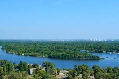 Труханів острів