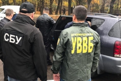 На Буковині двоє прикордонників "погоріли" на хабарі