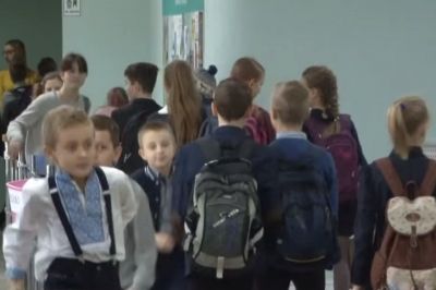 школьники