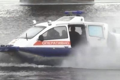 Рятувальники