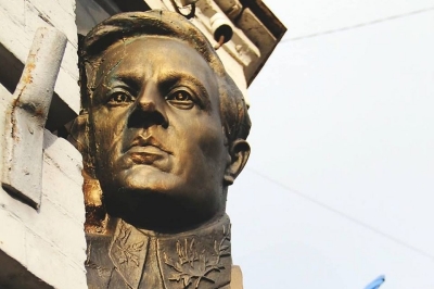 Барельеф Симону Петлюрі