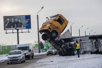 Фура вантажівка ДТП