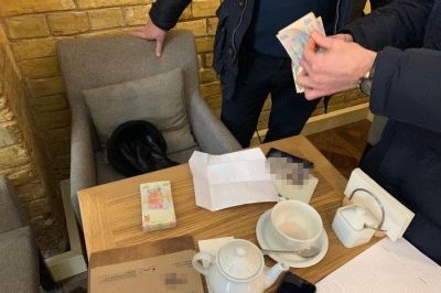 СБУ викрила на хабарі керівника філії УЗ