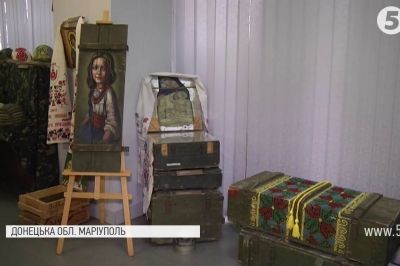 Виставка "воєнно-польовий арт"