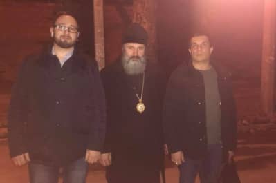 Архієпископ Климент з адвокатами