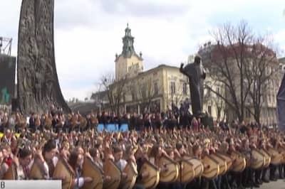 Во Львове 407 бандуристов одновременно сыграли "Ревет и стонет Днепр широкий" и "Завещание" Шевченко