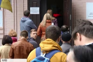 Очереди на изменение места голосования