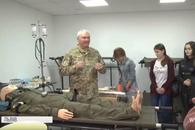 Во Львове открыли первый в Украине учебный батальонный медпункт