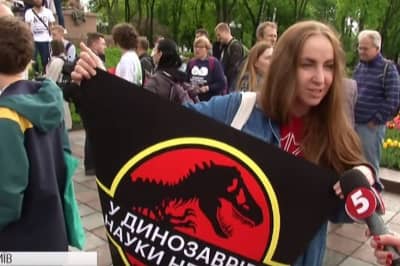 В Киеве ученые и неравнодушные граждане вышли напомнить о значении науки