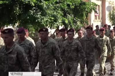 Повернення десантників з ООС до Чернівців