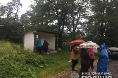 В остановку попала молния