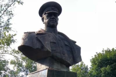 Пам'ятник Жукову в Харкові