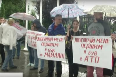 Акція "Люструй мене першим"