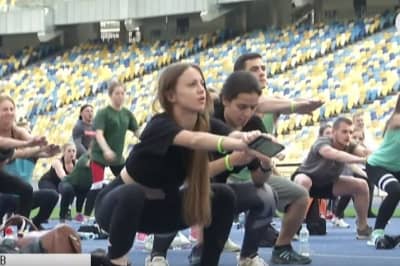 На НСК "Олімпійському" організували наймасовішу руханку