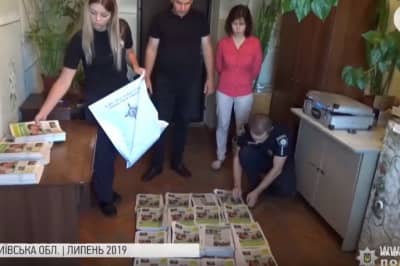 Кандидати в депутати підкуповують виборців