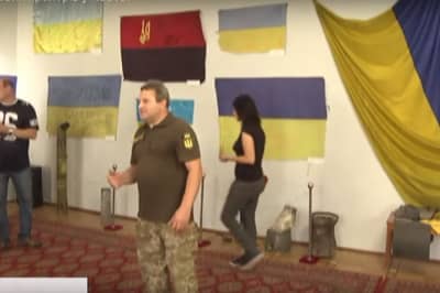 Выставка флагов во Львове