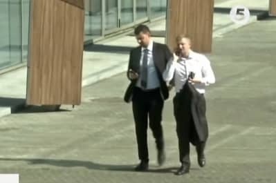 Депутати від "Слуги народу" збираються у ВЦ "Парковий"