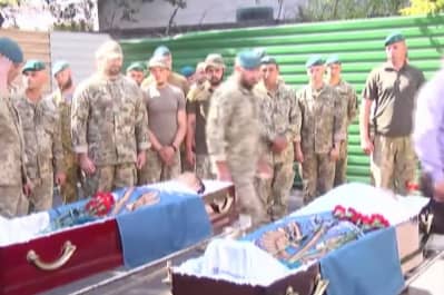 Прощання із морпіхами в Маріуполі