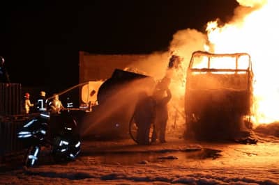В Киеве горели автоцистерны