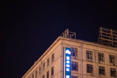 В Киеве на Майдане мужчина угрожал самоубийством