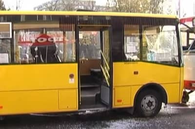 У Львові зіштовхнулися дві маршрутки