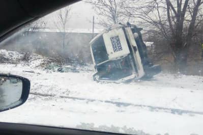 В окупованій Макіївці перекинувся автомобіль СММ ОБСЄ