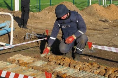 Снаряди, знайдені біля школи