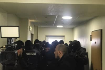 Полиция приехала в суд
