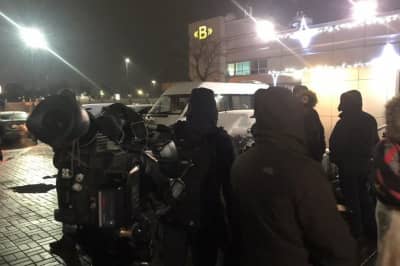 Родичі звільнених з полону прибули до аеропорту "Бориспіль"