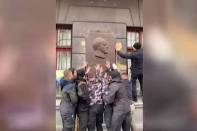 Демонтаж пам'ятника Жукову