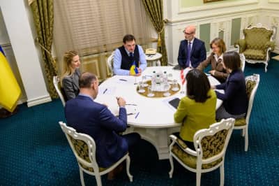 Гончарук і пані посол Канади