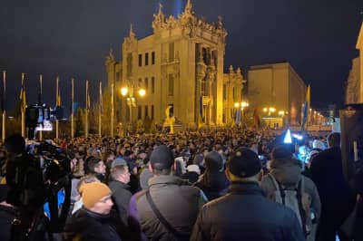 Митинг под Офисом президента