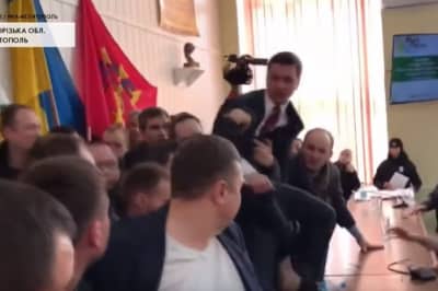 "Слуга" Крейденко зірвав засідання міської ради у Мелитополі