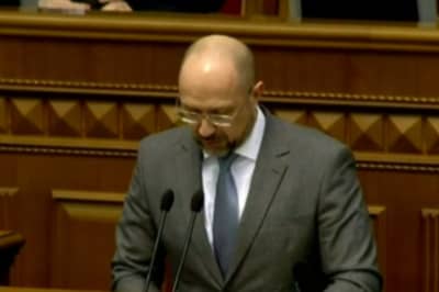 Денис Шмыгаль во время внеочередного заседания Верховной Рады