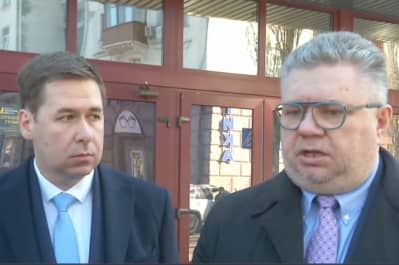 Новіков та Головань