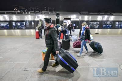 Из Польши прибыли еще два "эвакуационные" поезда с украинцами. ФОТО: Макс Требухов