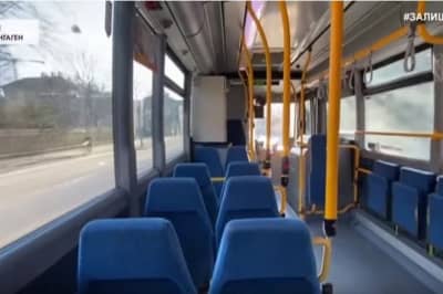 Пустой общественный транспорт