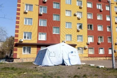 Намет для тестування на коронавірус