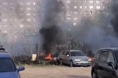 У Львові горить автостоянка