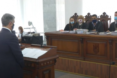 Порошенко під час засідання суду