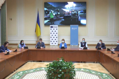 Пресс-брифинг относительно передачи индивидуальных средств защиты