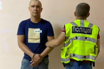 Мужчина, которого подозревают в нападении на женщину в поезде