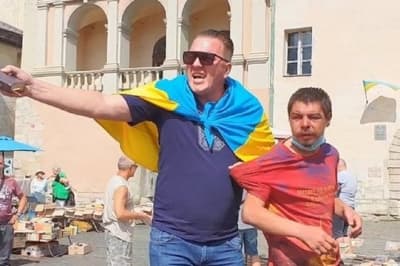 Денис Барон