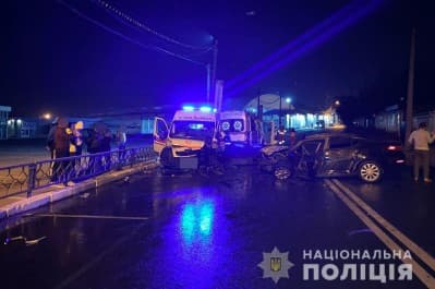 Легковик протаранив "швидку"