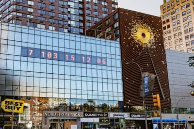 Годинник у Нью-Йорку