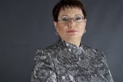 Эльмира Ахундова