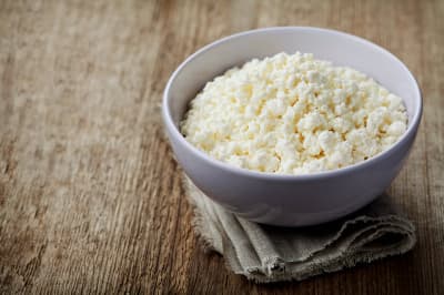 Кисломолочний сир