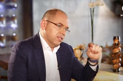 Максим Степанов