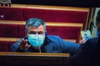 депутати